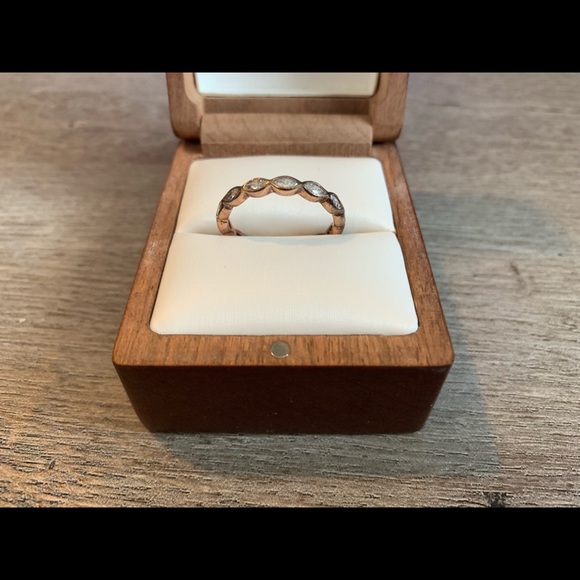 BOGO 💍Beautiful Rose Gold & Gem Ring💍 - Picture 3 of 5